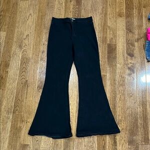 Sneak Peek Black Flared Pants size 11/W30